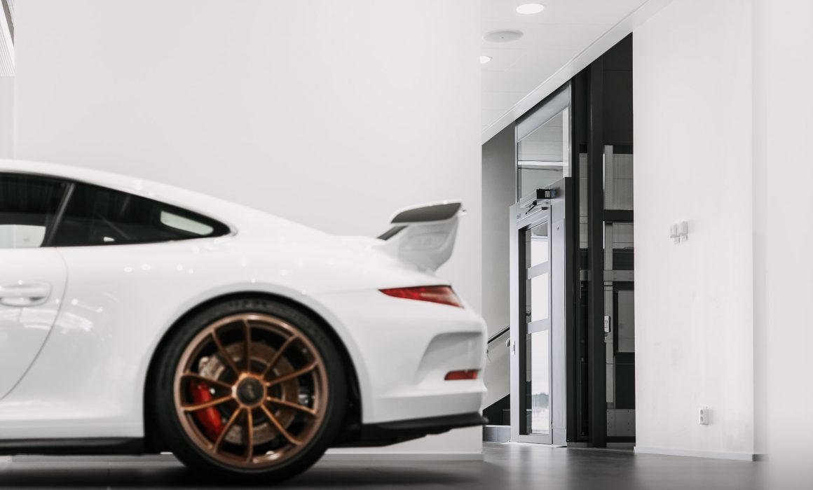 porsche center Linköping